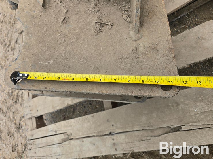 case-ih-l300-image-14