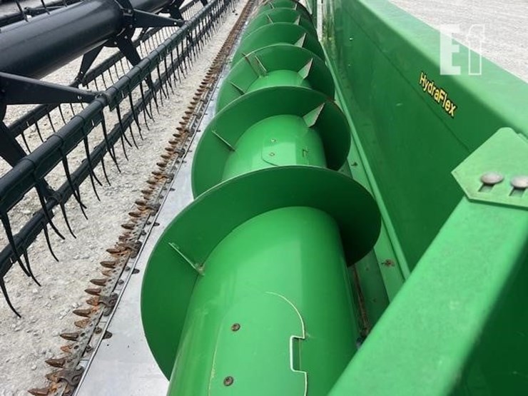 2011-john-deere-635f-image-23