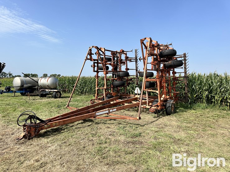 allis-chalmers-1400-image-1