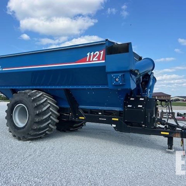 2023 KINZE 1121
