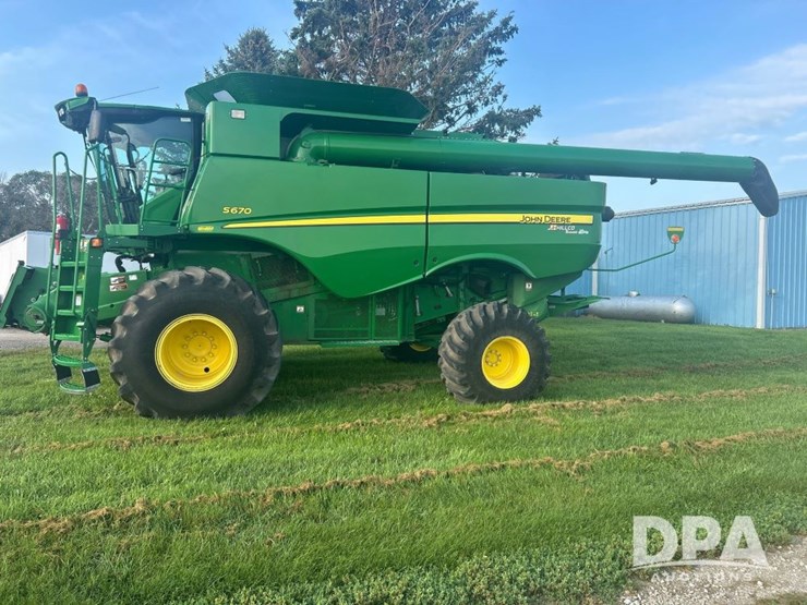 2013-john-deere-s670-image-2