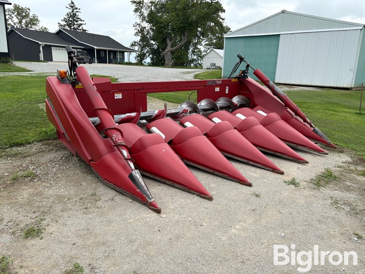 2009-case-ih-3206-image-3