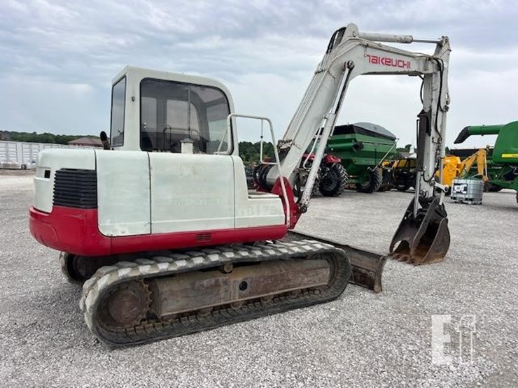 takeuchi-tb175-image-7