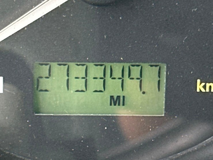 2007-sterling-lt8500-image-20
