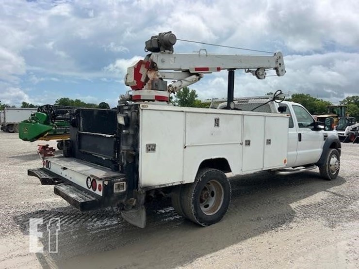 2008-ford-f550-image-6