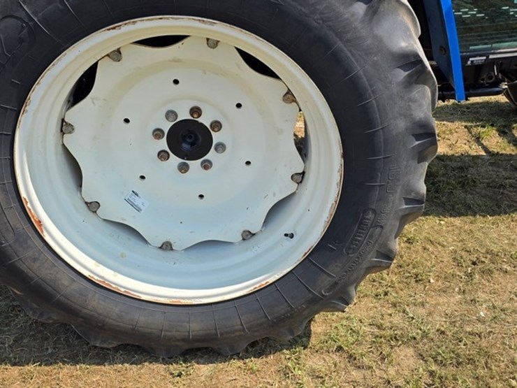 new-holland-t5060-image-14