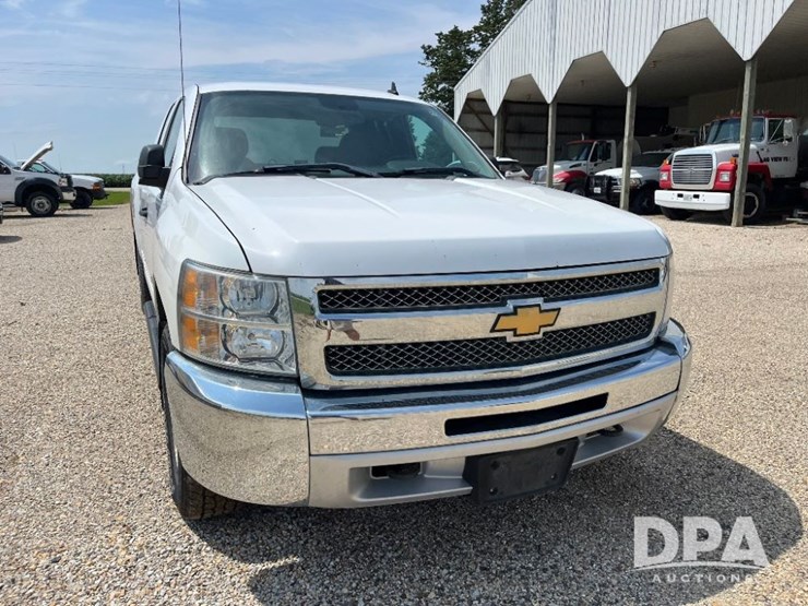 2012-chevrolet-silverado-image-4