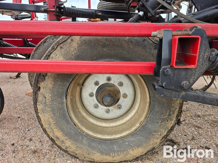 2011-case-ih-200-image-9