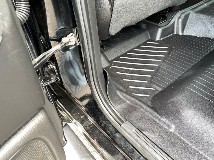 2018-chevrolet-silverado-1500-z71-image-85