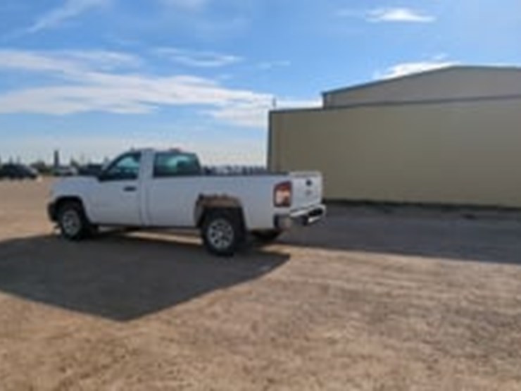 2010-chevrolet-silverado-1500-image-5