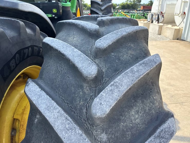 2018-john-deere-8370r-image-46