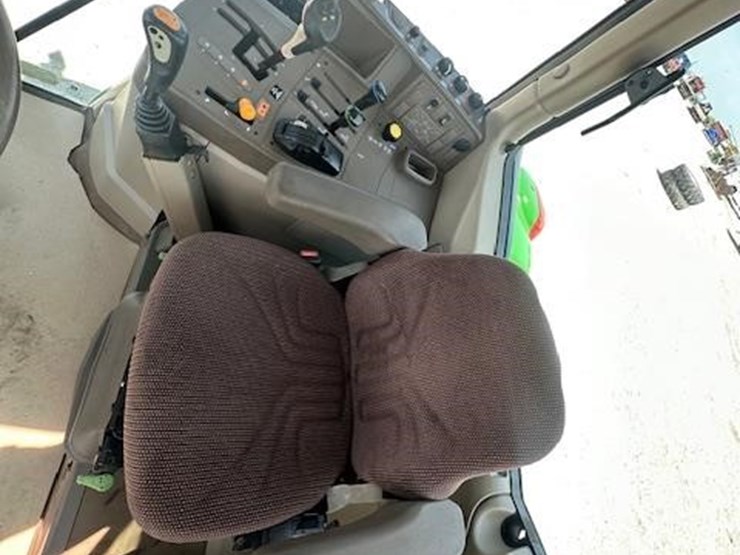 2009-john-deere-6430-image-17