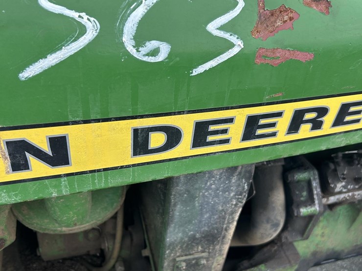 1974-john-deere-1530-image-11