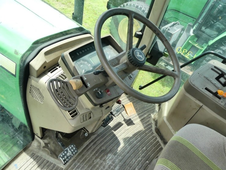 john-deere-7130-image-11