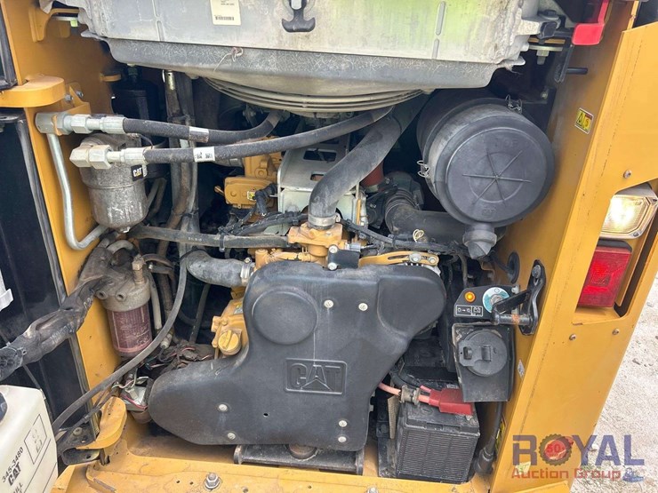 2019-caterpillar-299d2-image-6