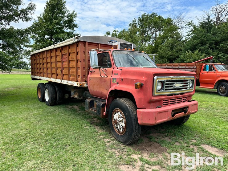 1977-chevrolet-c65-image-3