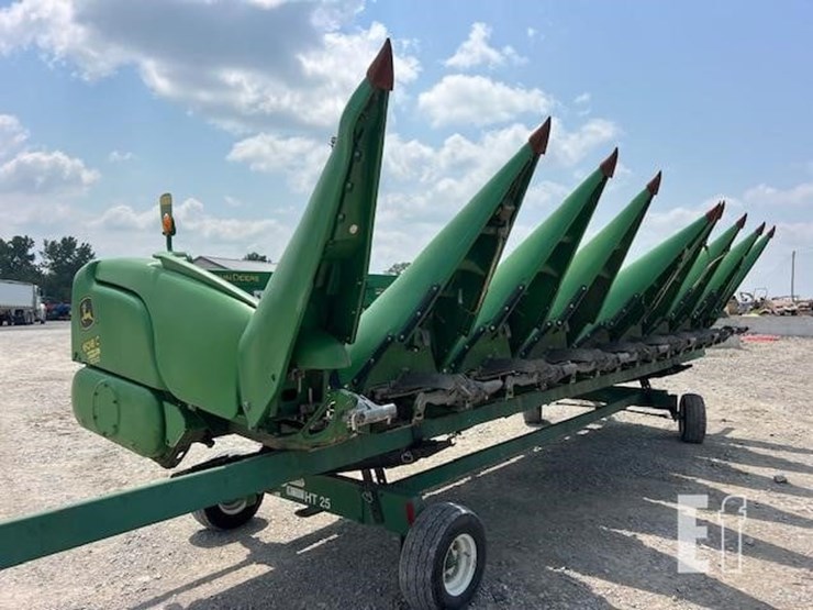 2009-john-deere-608c-image-1