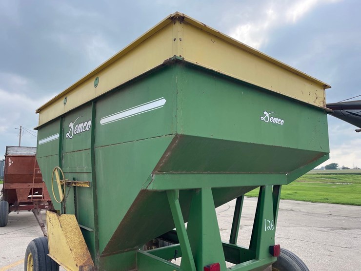 demco-325-image-14
