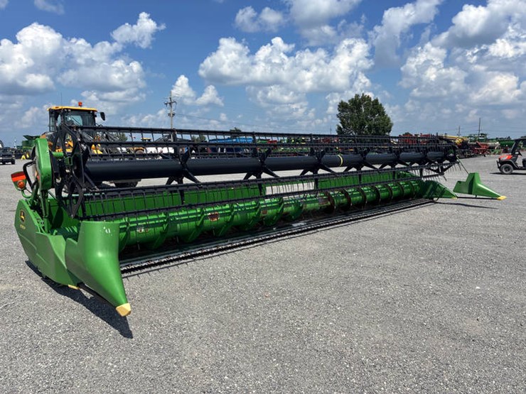 2009-john-deere-635f-image-3