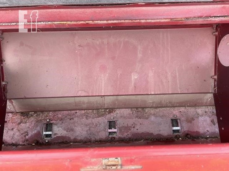 case-ih-5400-image-40