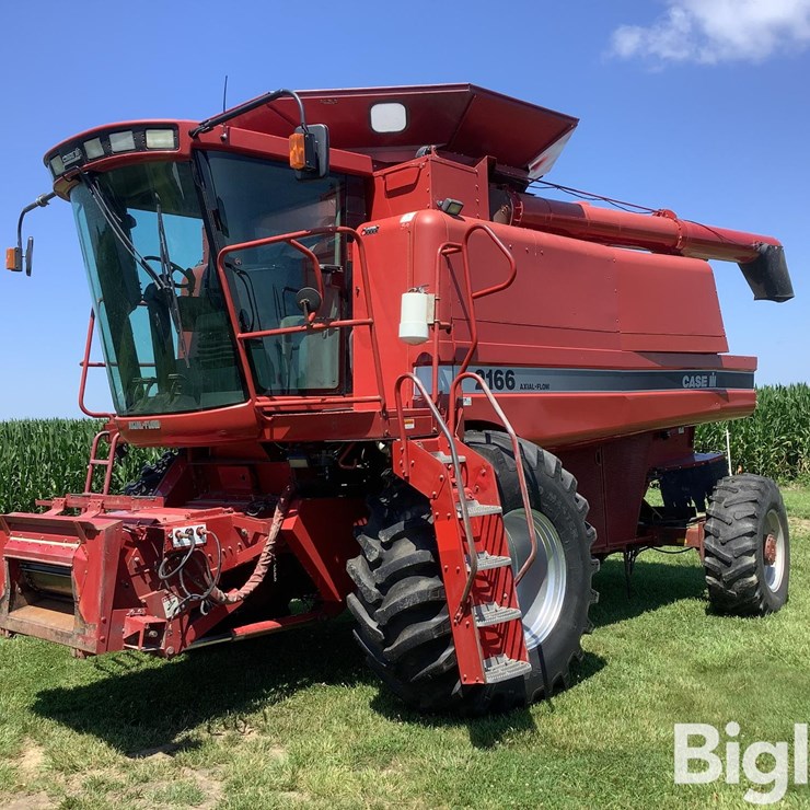 1995 CASE IH 2166