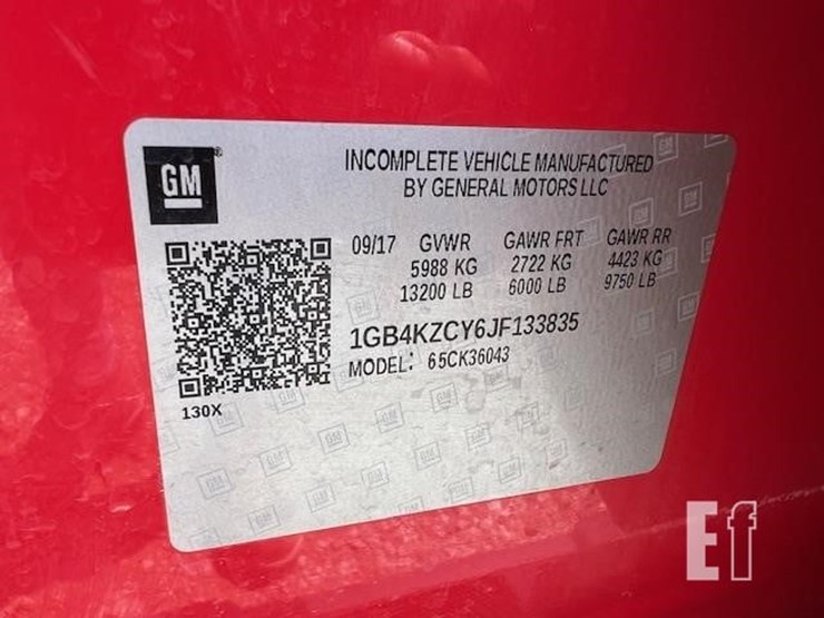 2018-chevrolet-silverado-3500hd-image-35