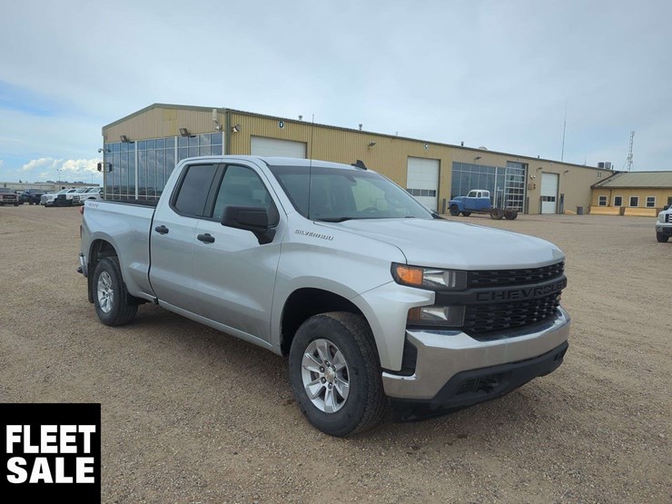 2021-chevrolet-silverado-1500-image-2