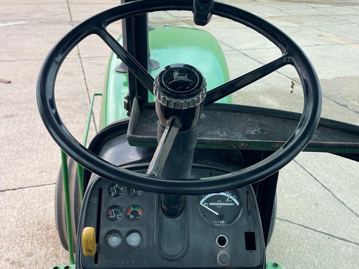 john-deere-4640-image-47
