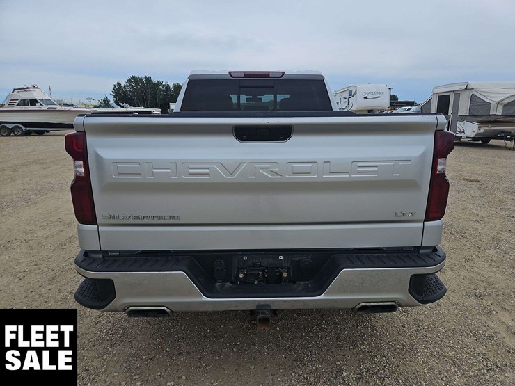 2019-chevrolet-silverado-1500-image-17