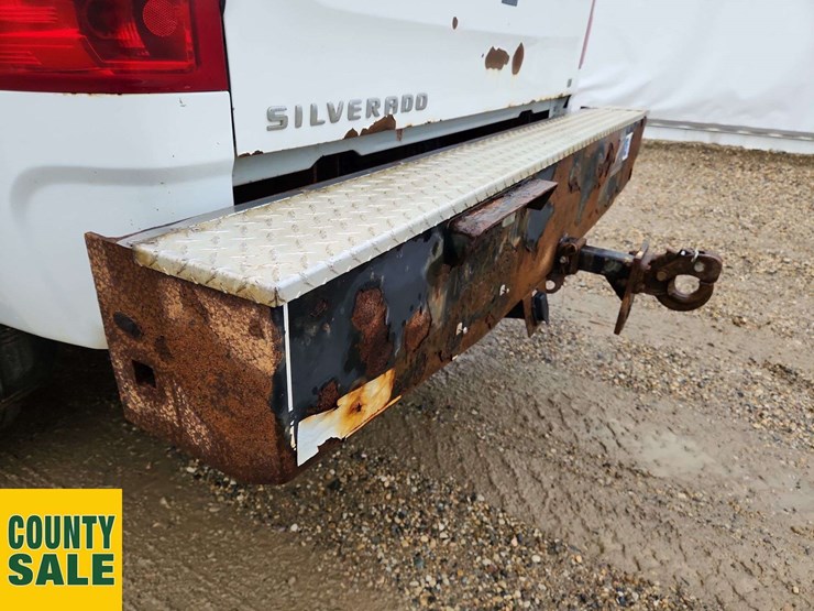 2014-chevrolet-silverado-2500hd-lt-image-35