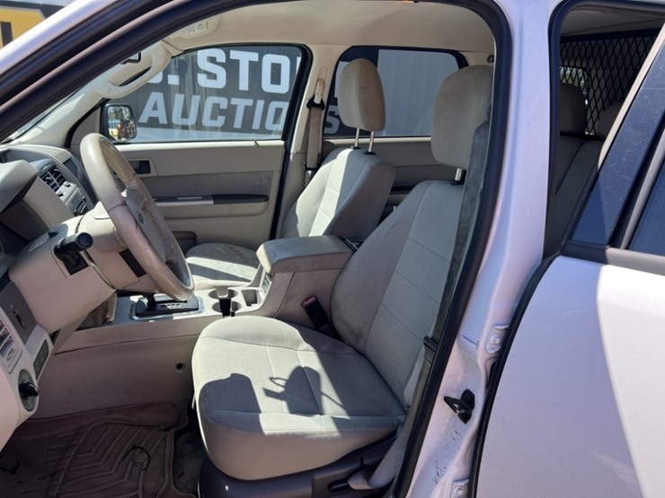 2012-ford-escape-image-14
