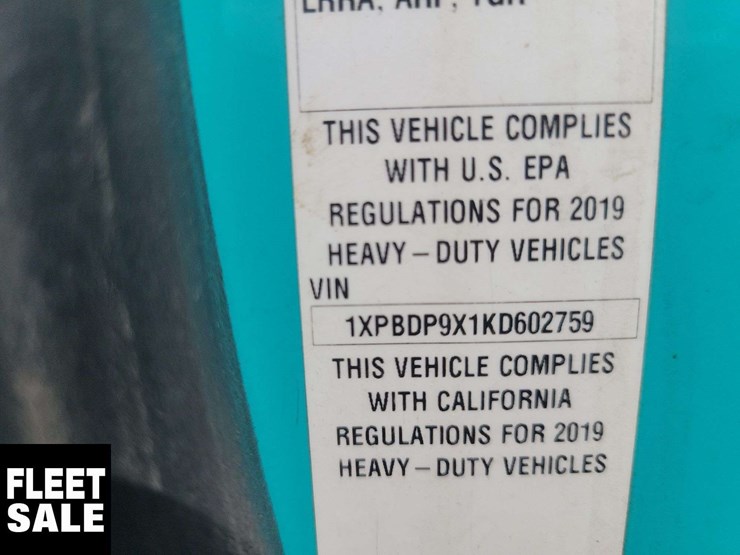 2019-peterbilt-579-image-5