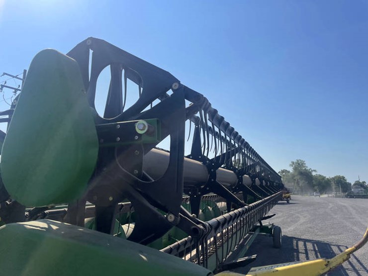2012-john-deere-635f-image-18