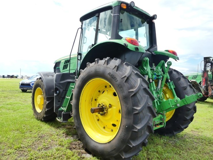 john-deere-6175m-image-4