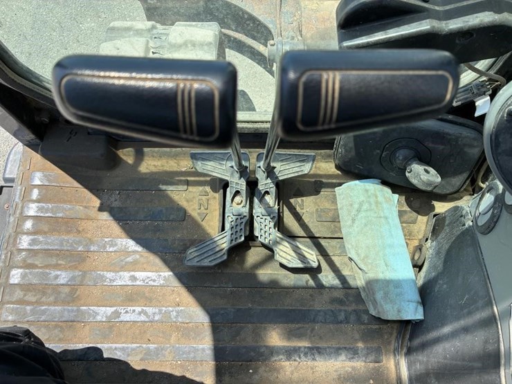 2019-bobcat-e85-image-22
