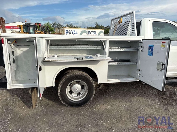 2018-ram-3500-reading-service-truck-with-liftgate-image-20