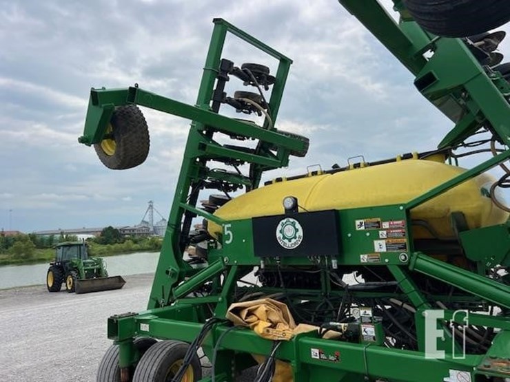 2018-john-deere-1990ccs-image-11