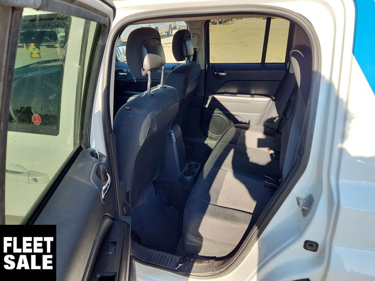 2014-jeep-patriot-image-14