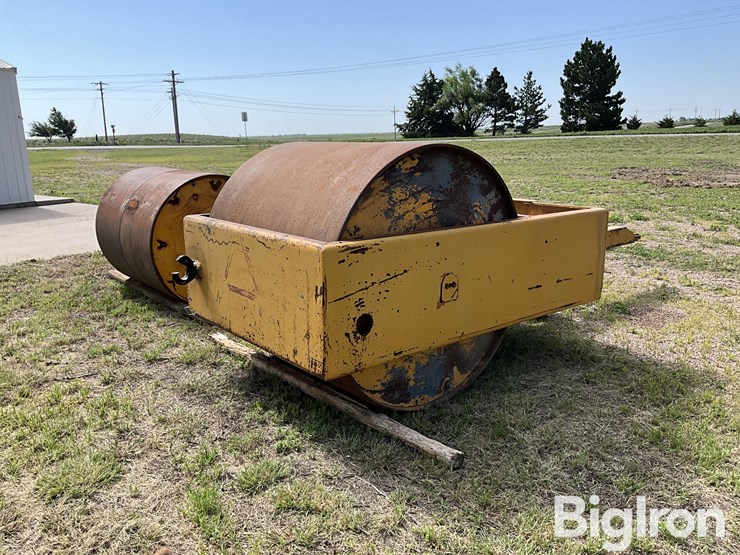 pull-type-smooth-drum-roller-packers-image-5