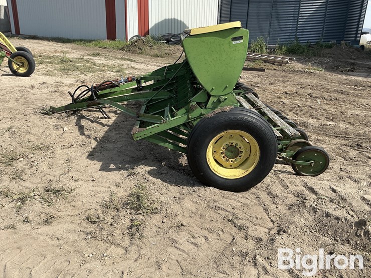 john-deere-10-image-8