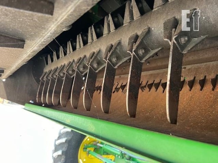 1988-john-deere-8820-titan-ii-image-39