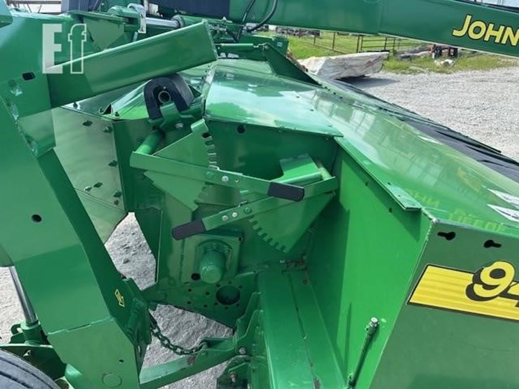 2016-john-deere-946-image-17