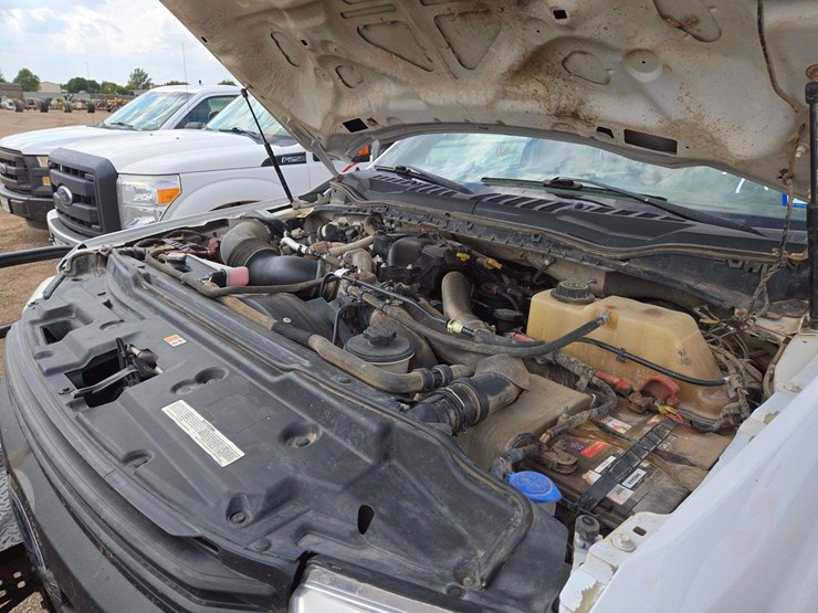 2018-ford-f350-image-15