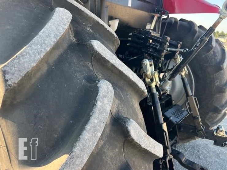 2020-case-ih-maxxum-150-image-17