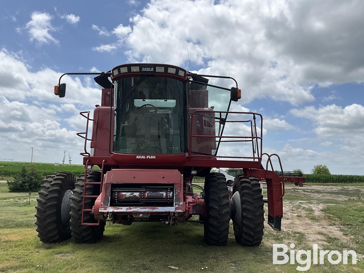 2004-case-ih-2388-image-2