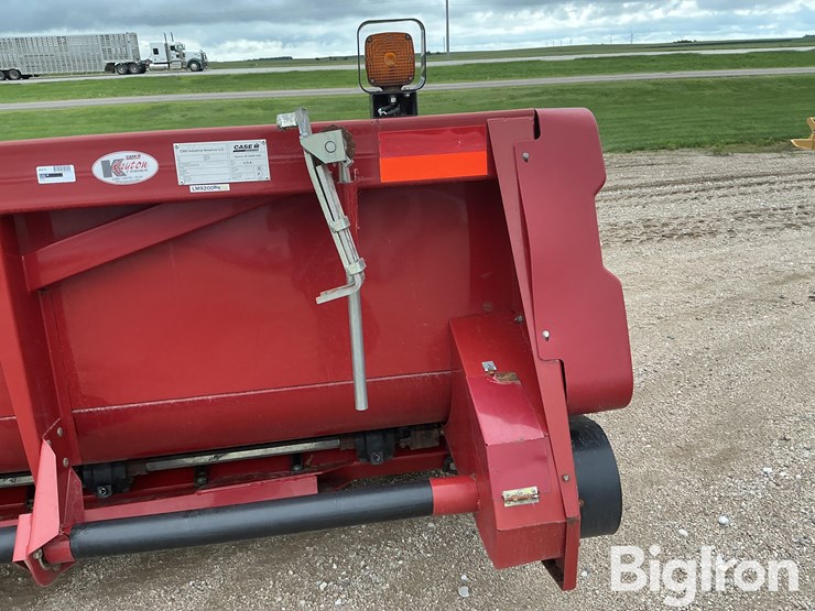 2015-case-ih-4412-image-18