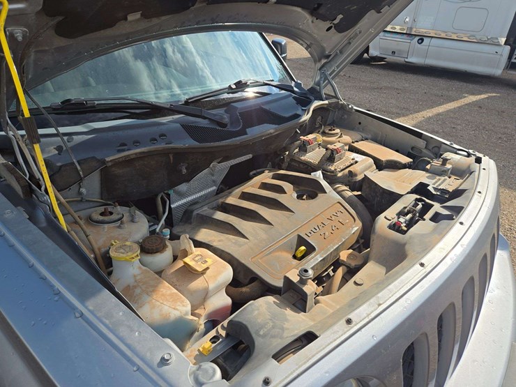 2016-jeep-patriot-image-19