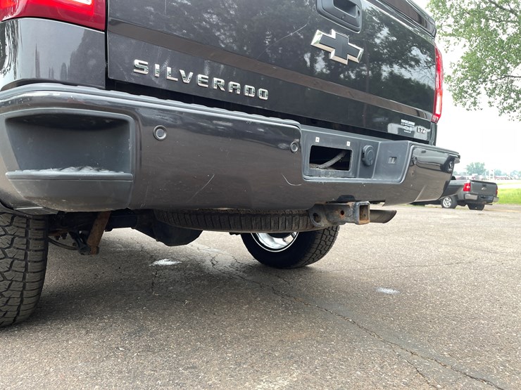 2016-chevrolet-silverado-image-28