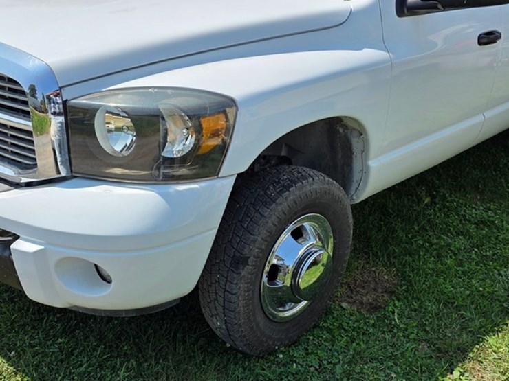 2006-dodge-ram-3500-image-6