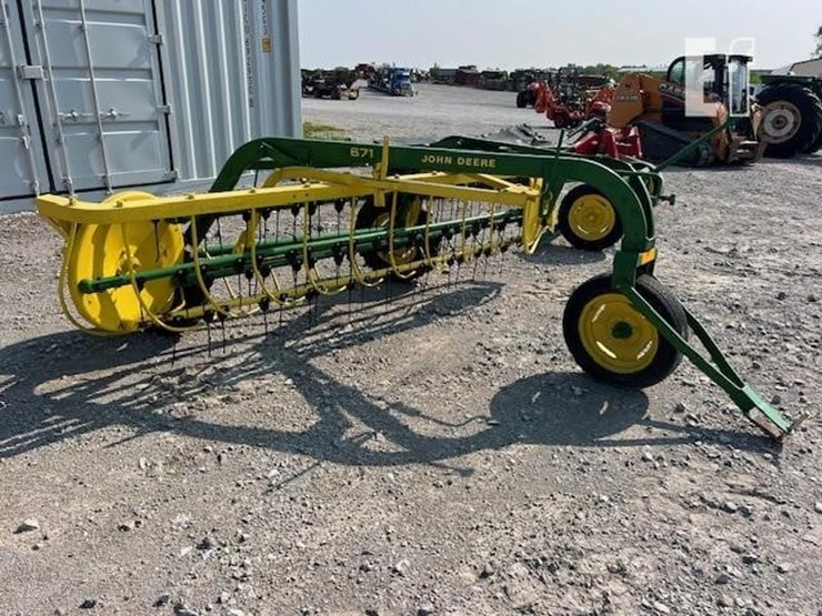 1975-john-deere-671-image-7
